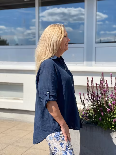 Blus m linnelook - marinblå