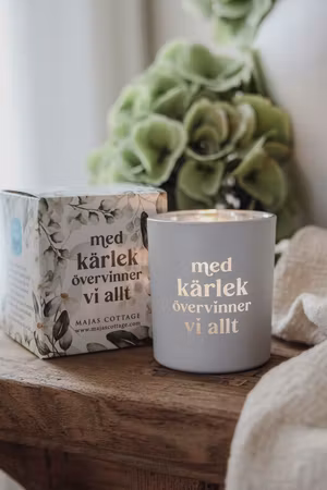 Majalykta - Med kärlek övervinner...