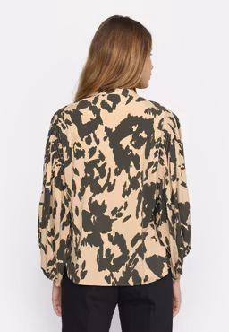Tulip Shirt - Graphic skin