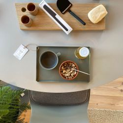 Tray by Omformat- Large