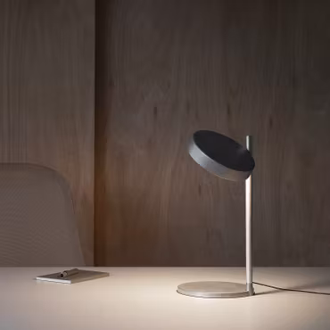 w242 Pastille alu Bordslampa