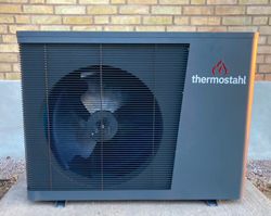 Värmepump luft/vatten MASTER PLUS 120 – 3 till 13 kW
