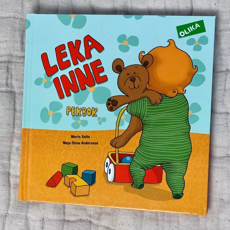 Pekbok med mångfald, Leka inne från Olika förlag, bok för barn från 0 år.
