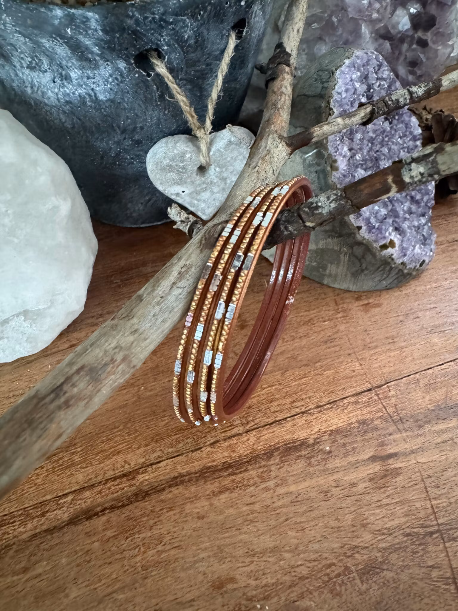 Hårt Armband - Brunt med Guld/Silverfärgade detaljer
