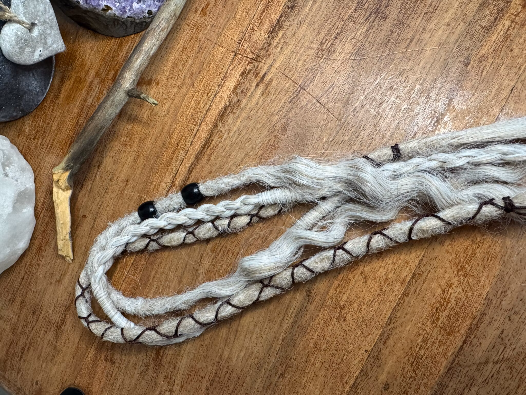 Dreadsmycke - Trä - Svart