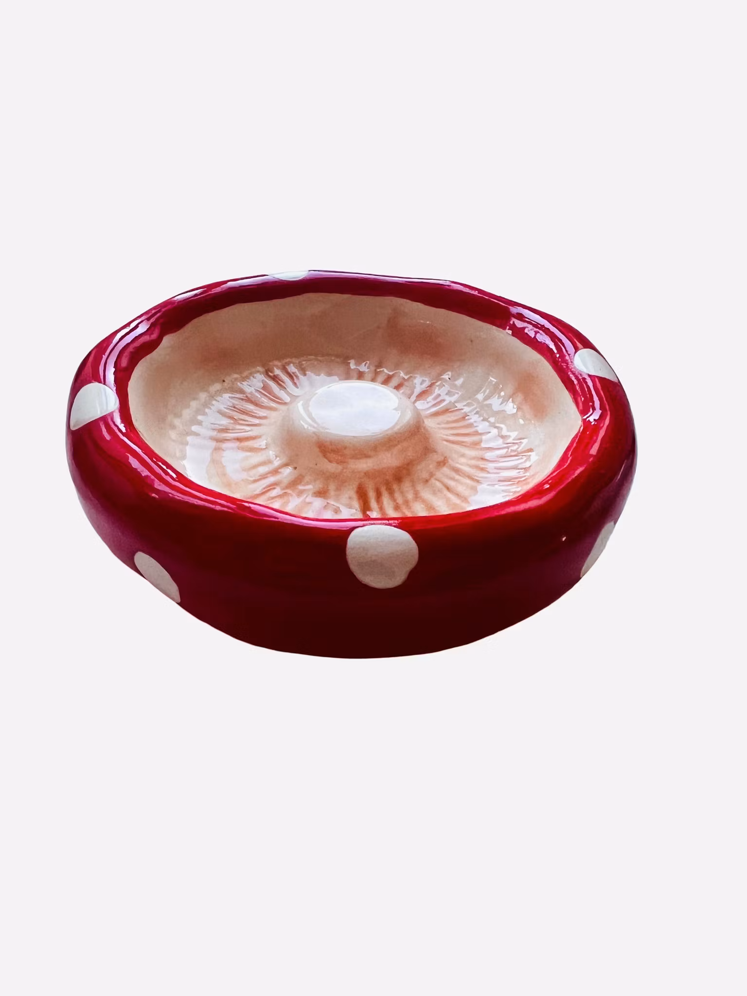 Soppformet matskål i keramikk