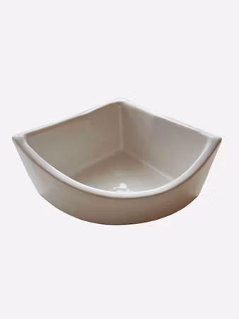 Keramisk hjørnetoalett