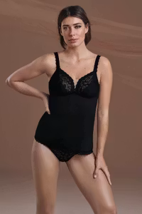 Anita Bh-linne Helen 0669 001