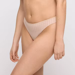 Marie Jo Thong Avero 0600410 CAL