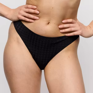 Marie Jo Thong Avero 0600410 ZWA