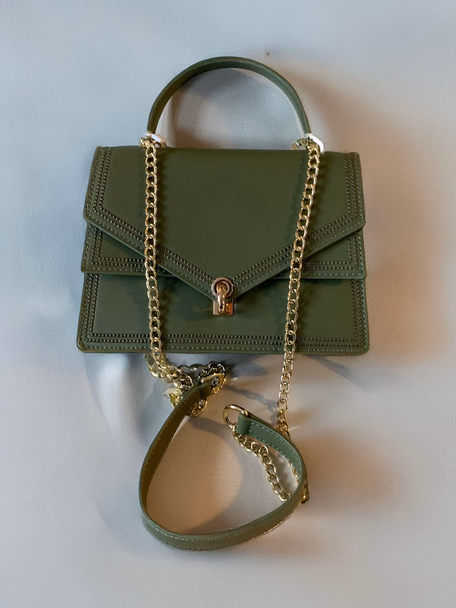 Håndveske med dobbel søm og avtagbar rem - 2 varianter