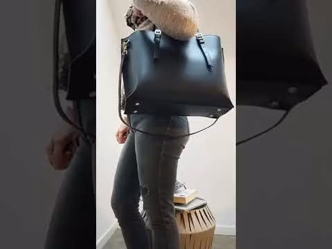 Skulderveske i Ruga skinn med avtagbar rem