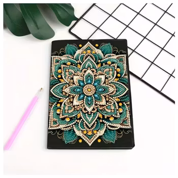 Diamond Painting Olinjerad Skrivbok 50 sidor Grön Mandala