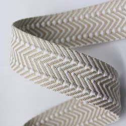 3,8 cm Jaquard Bånd - Herringbone - Elvesand - 1,5 meter
