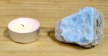 Caribbean blue calcite raw 137g
