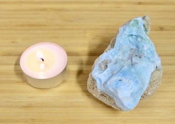 Caribbean blue calcite raw 182g