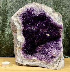 Amethyst cave 12.2 kilos