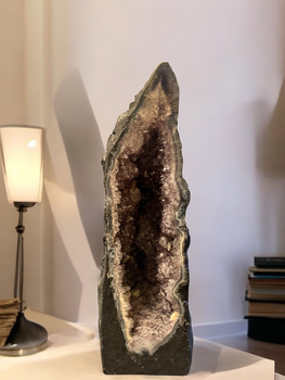 Amethyst Cave 14.3 kilos