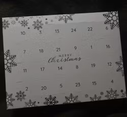 SLUTSÅLD Julkalender 24 luckor silver