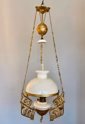 Antik korgfotogenlampa med vit rochesterskärm 14'''