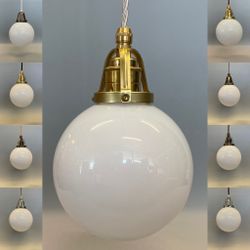 Klotlampa opalvit liten 15 cm
