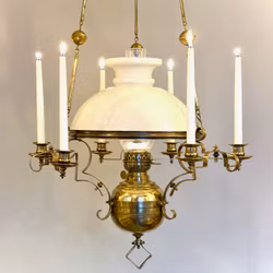 Modellnummer 1611 från Arvid Böhlmarks lampfabrik med 6 ljus