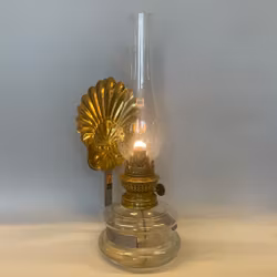 Väggfotogenlampa med snäckreflektor 10'''