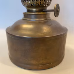 Patinerad fotogenlampa helt i mässing 10'''