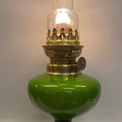 Olivgrön fotogenlampa i glas 14'''