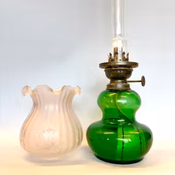 Mörkgrön fotogenlampa med kupa 10'''