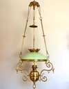 Ljuvlig antik takfotogenlampa med kragskärm i celadon 25'''