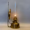 Väggfotogenlampa i mässing med rejäl reflektor 14'''