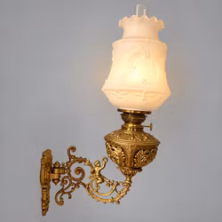 Antik väggfotogenlampa på arm 1880-tal med kupa 14'''