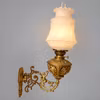Antik väggfotogenlampa på arm 1880-tal med kupa 14'''