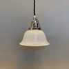 lampa vit opal opalvit liten tygsladd fonsterlampa klockskarm