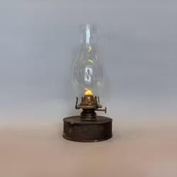 Fotogenlampa i plåt med liten lotusbrännare