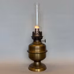 Fransk patinerad mässingslampa 14'''