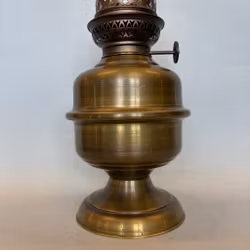 Fransk patinerad mässingslampa 14'''