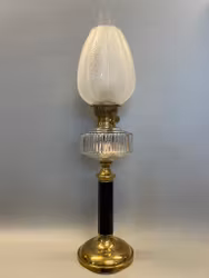 Svart piedestalfotogenlampa med kupa 20''