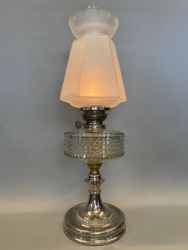 Magnifik nicklad fotogenlampa 14'''