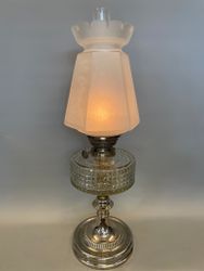 Magnifik nicklad fotogenlampa 14'''