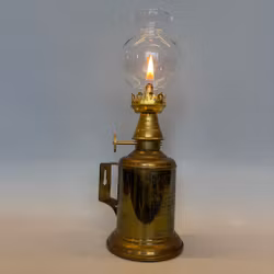 "Pigeon" mässingsfotogenlampa