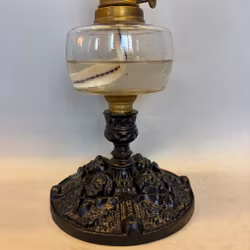 Snygg liten bordsfotogenlampa 7'''