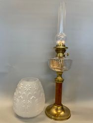 Piedestalfotogenlampa på träfot 14'''