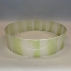258 mm - Glasringscylinder ljusgrön med ränder (äldre)