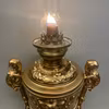 Urnformad guldmålad 10''' fotogenlampa