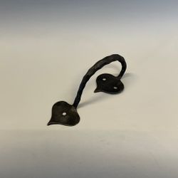 Handtag i smide rak modell