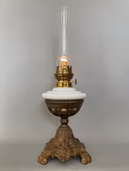 Bordsfotogenlampa i korgmodell på fot 14'''