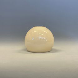 Halvklotkupa blank vaniljgul 14 cm (hål Ø 46 mm)