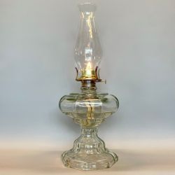 Glasfotogenlampa med Lotusbrännare